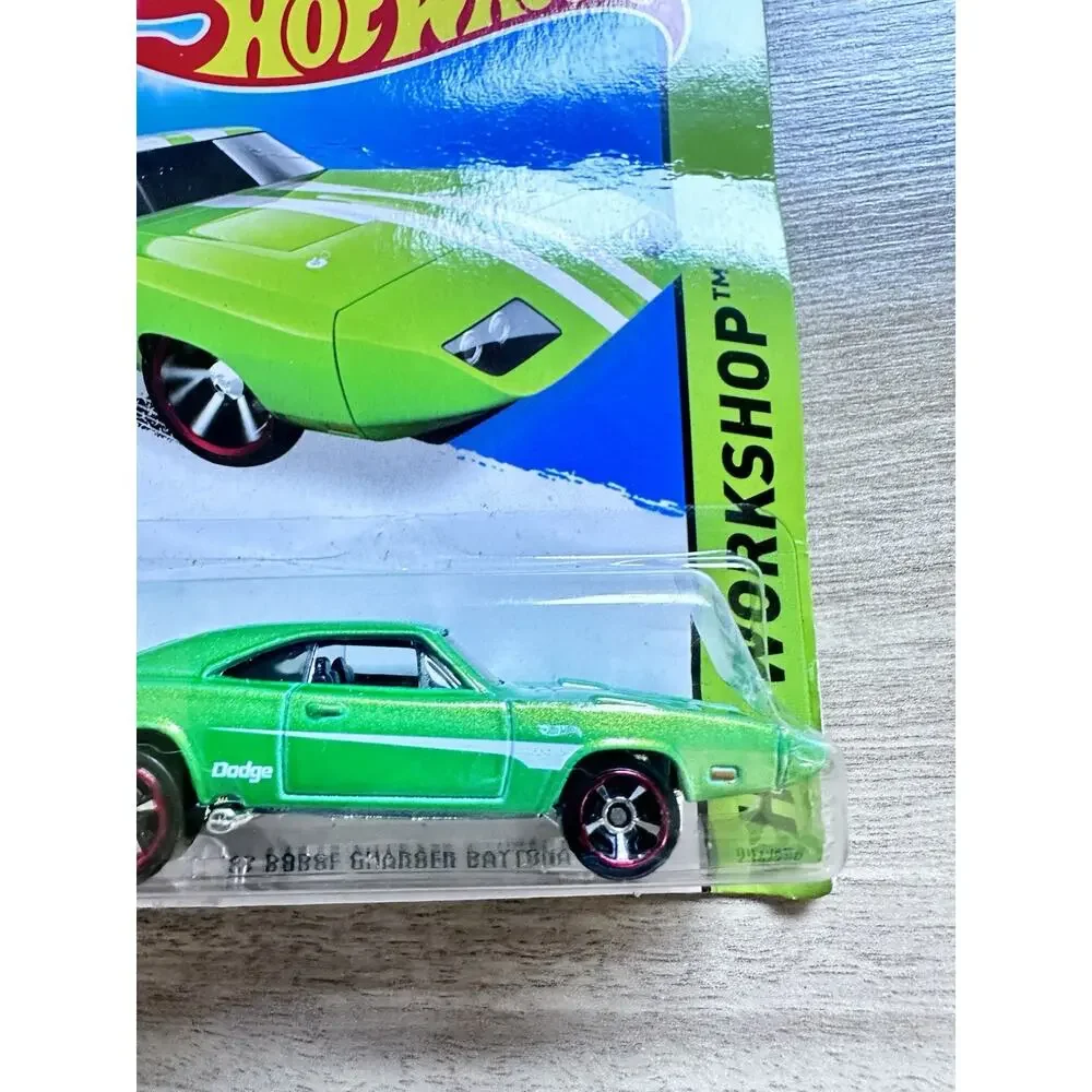 Hot Wheels 2013 HW Workshop '69 Dodge Charger Daytona Green 234/250 Hotwheel H44